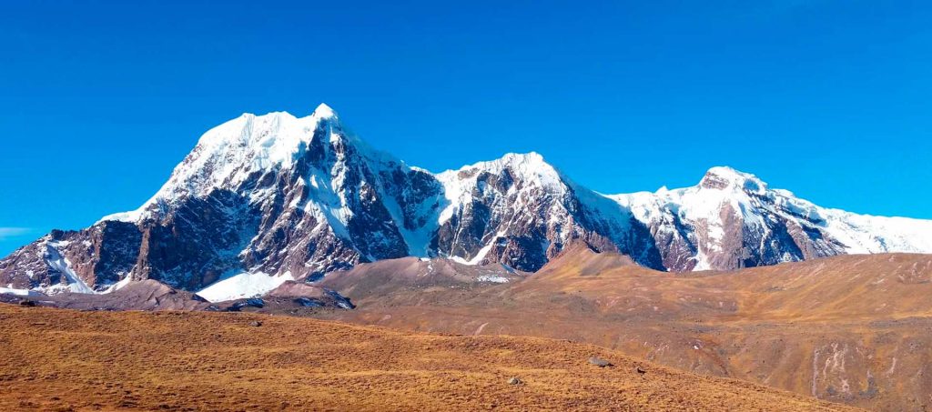 Ausangate Trek with Rainbow Mountain - Orange Nation Peru