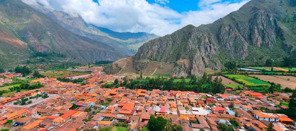 Sacred Valley and Machu Picchu Tour 2 Days - Orange Nation Peru