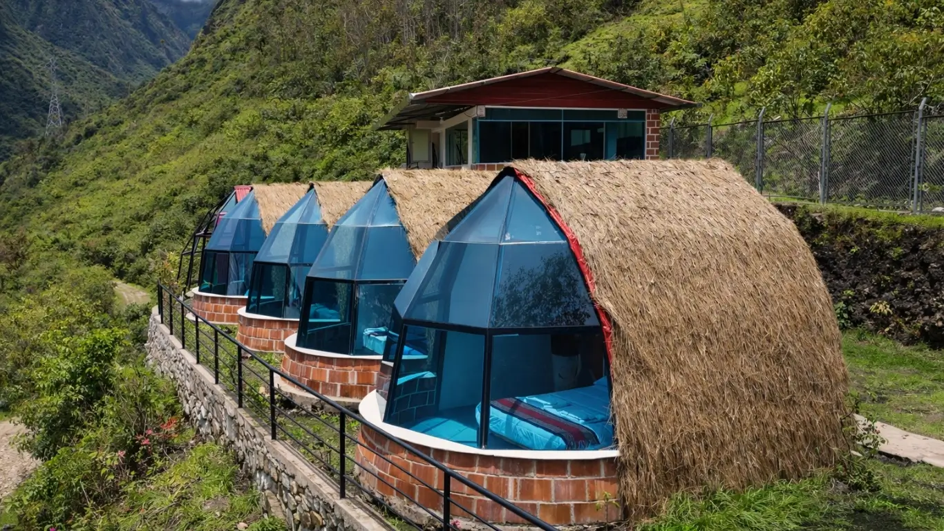 Bathroom Situation on the Salkantay Trek / Our Bathrooms vs. Others